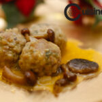 Albóndigas Rellenas de Foie con Salsa de Setas: Un Plato Navideño Irresistible