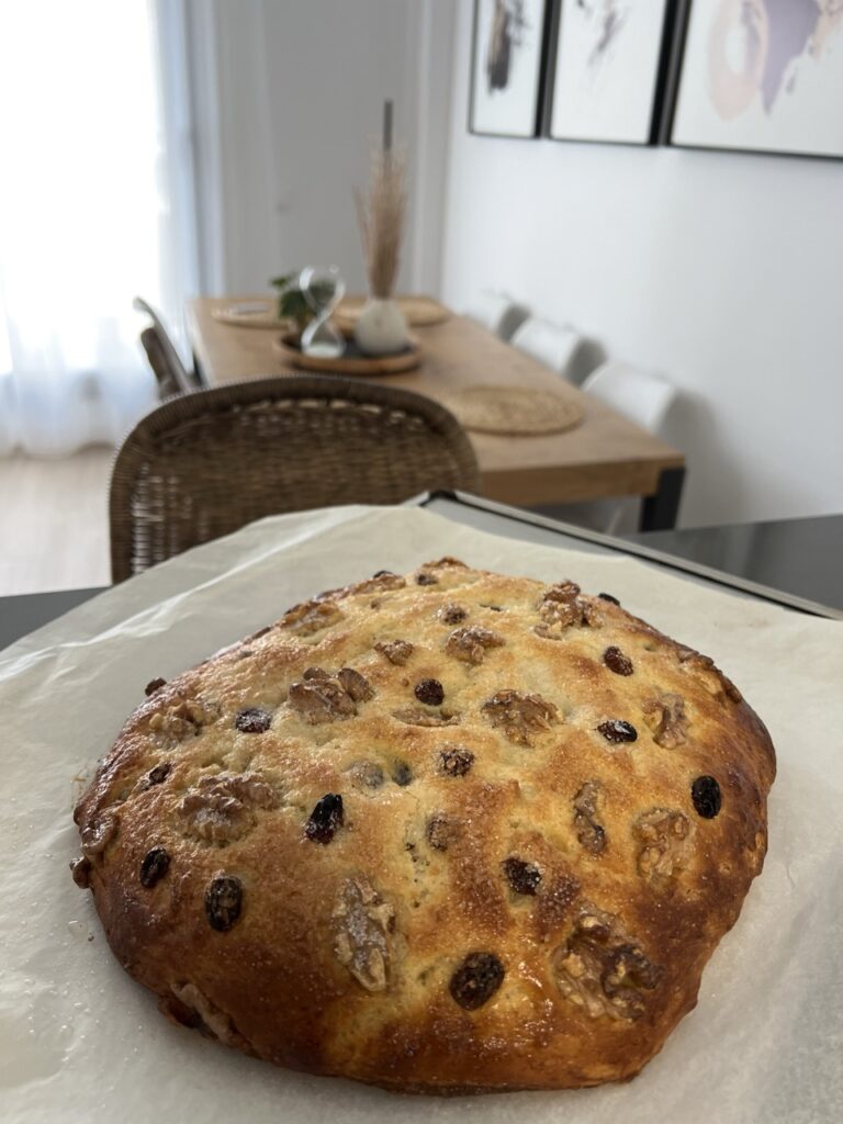 Panquemaos y Tortas de Nueces y Pasas